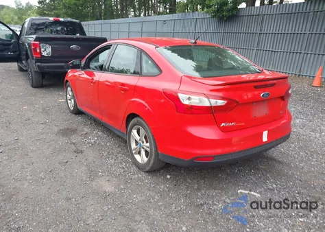 2012 Ford Focus Se z USA, uszkodzony, nr VIN 1FAHP3F22CL286953